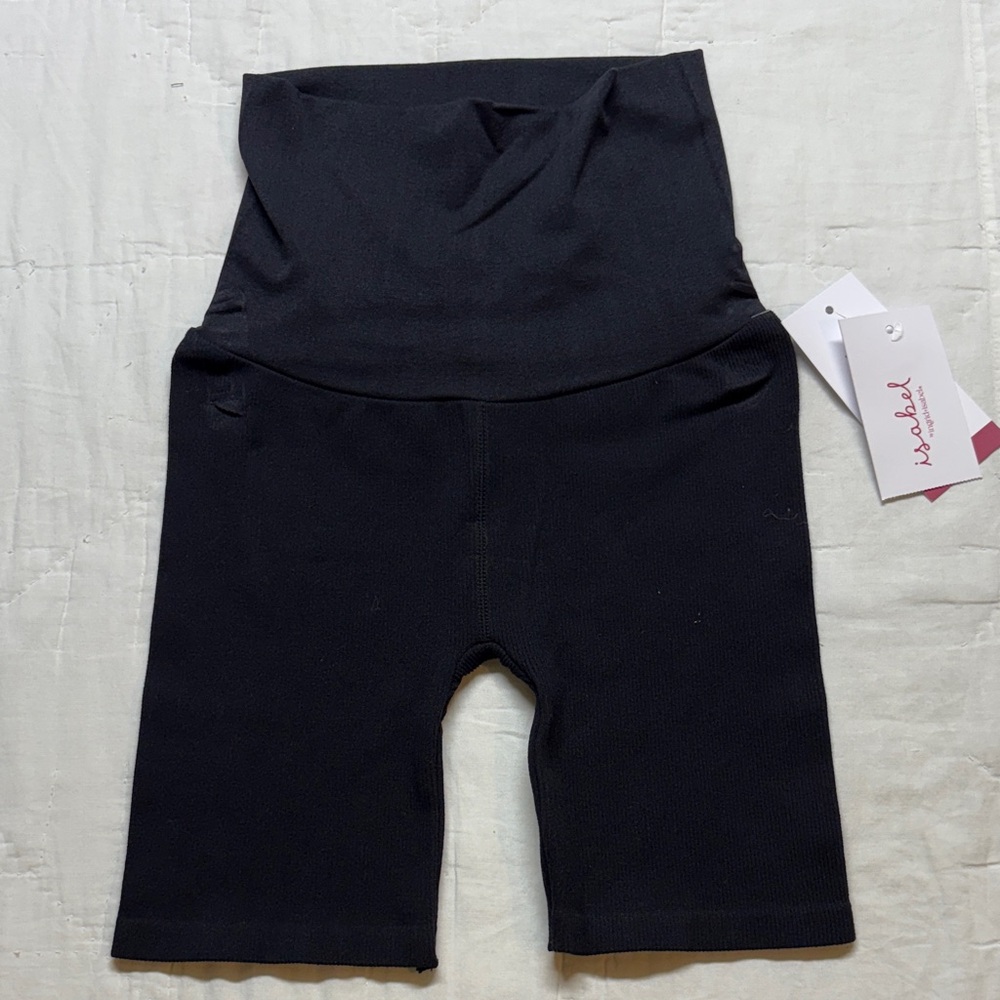 NWT Isabel Maternity by Ingrid & Isabel Black Ribbed Active Bike Shorts XS
